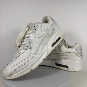 Nike Boys Sneakers Air Max 90 Leather Cushioned Streetwear White US 5.5Y